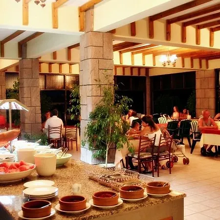 Daisy Garden Hotel