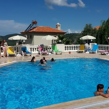 Daisy Garden Hotel